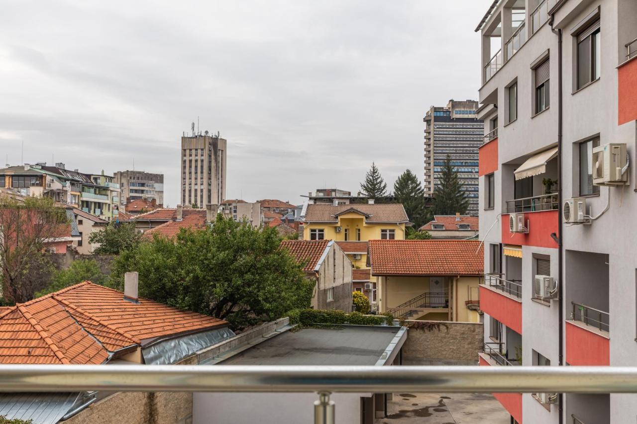 Central Point Premium + Ruse Esterno foto